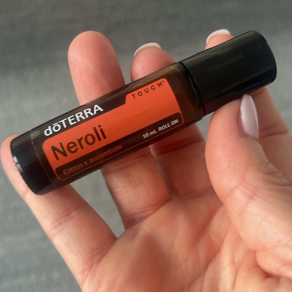 DOTERRA Neroli Touch Roll On Essential Oil Citrus 10ml Aromatherapy - Picture 3 of 5